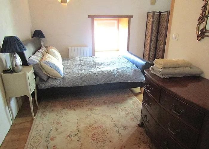 Hermitage, Villeblanche * La Chapelle-Pouilloux