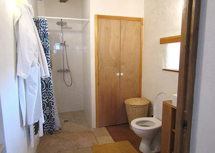 Hermitage, Villeblanche